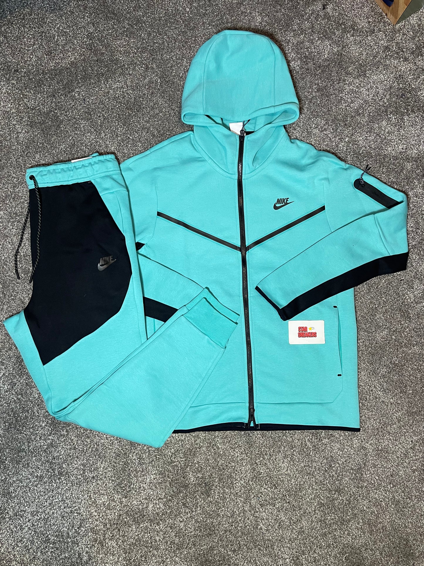 tech fleece tracksuit “washed teal”